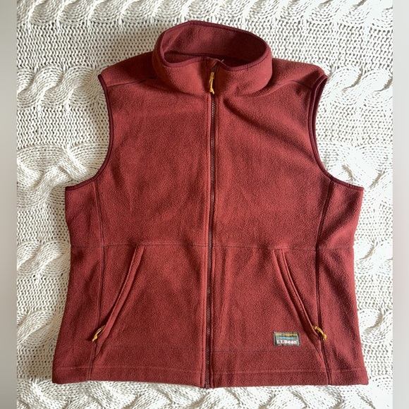 L.L. Bean Other - LL Bean sweater fleece men’s vest